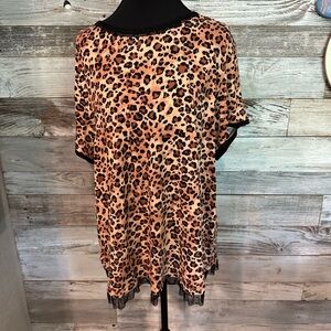 NWT Kensie Leopard Print Tunic Top in Tan and Black
